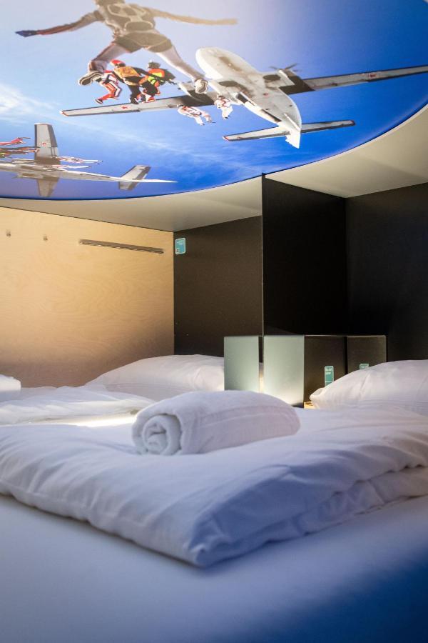 Capsule - Thelab Kapselhotel *